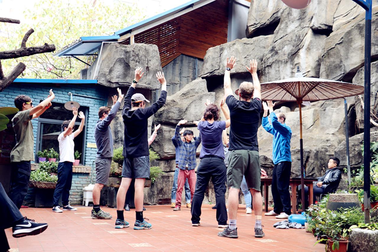 Jianshui Upland Internation Youth Hostel Extérieur photo